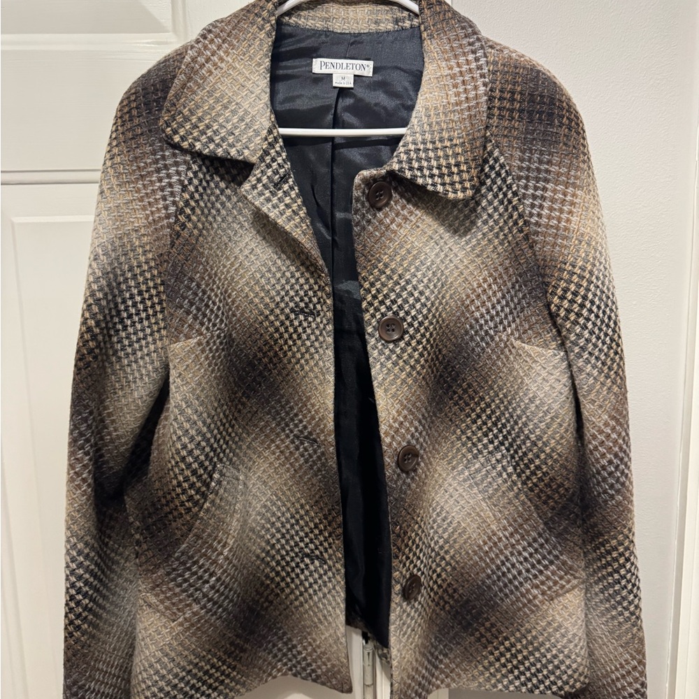 Pendleton Women's Black and Brown Checkered Pea Coat